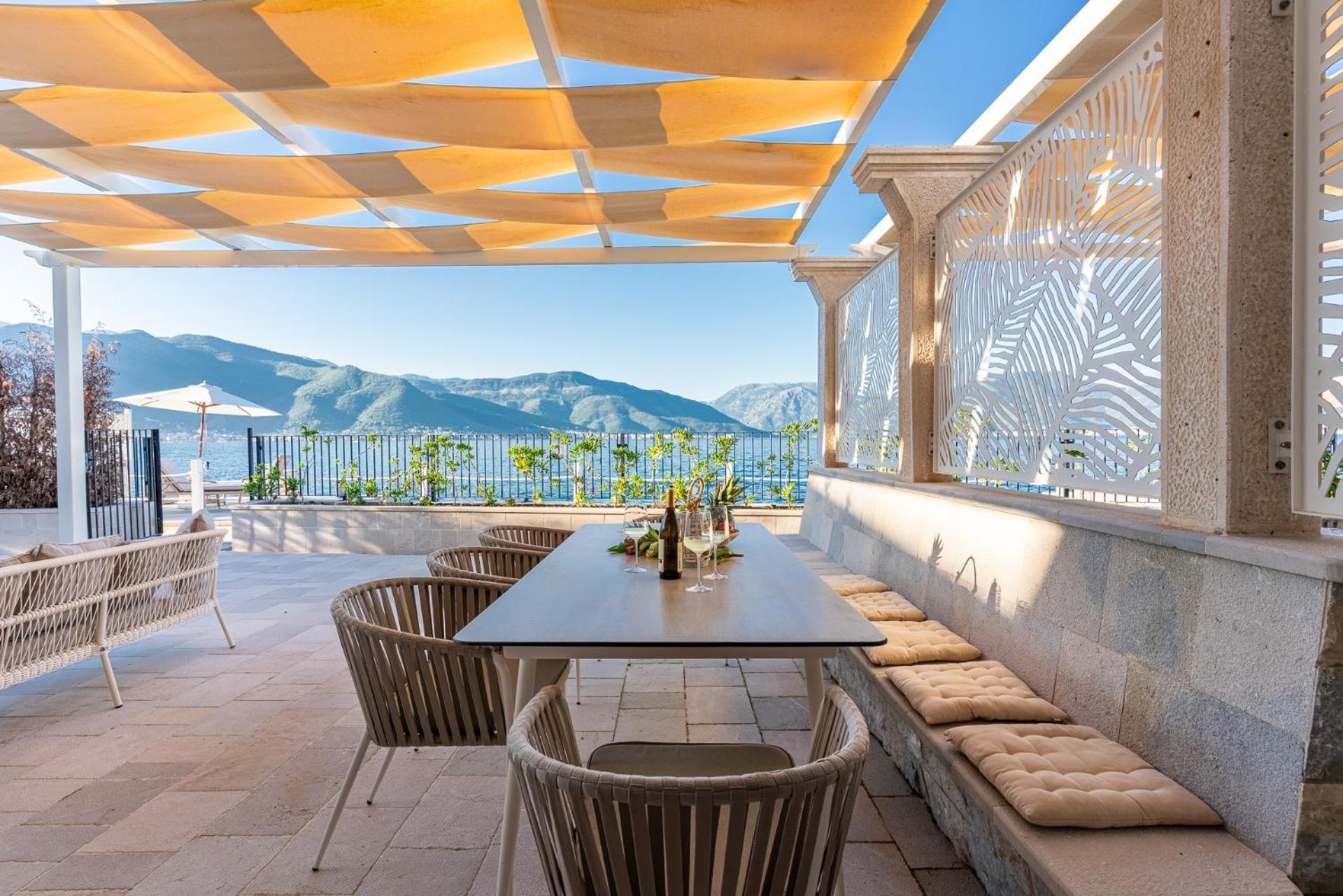 Villas Plitka Tivat Exteriör bild